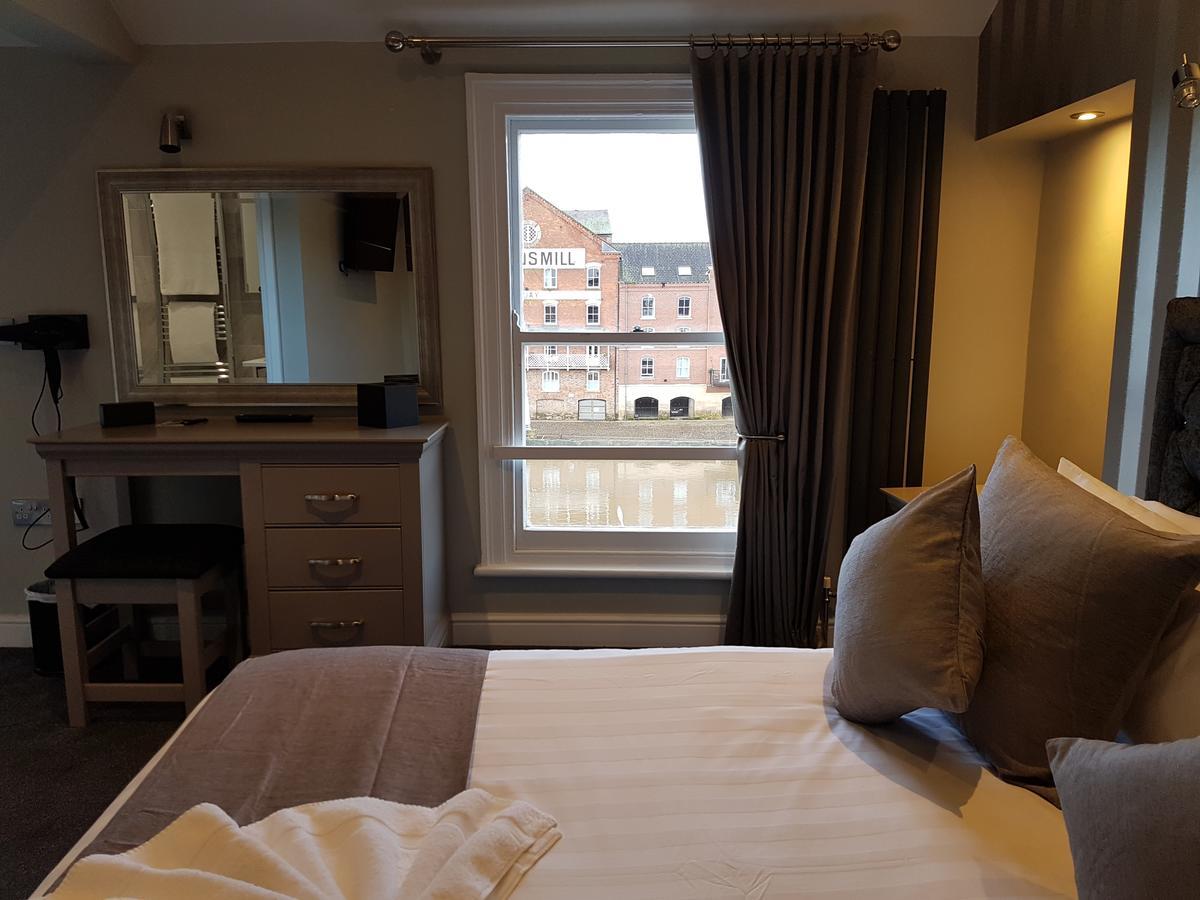 Lil'S Bar And Bistro Hotel York Kültér fotó